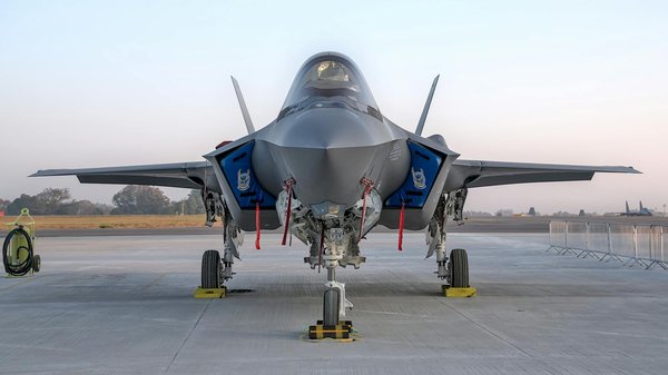 Exploring the Trendiest Sustainable Fabrics Embraced by UK Designers Today